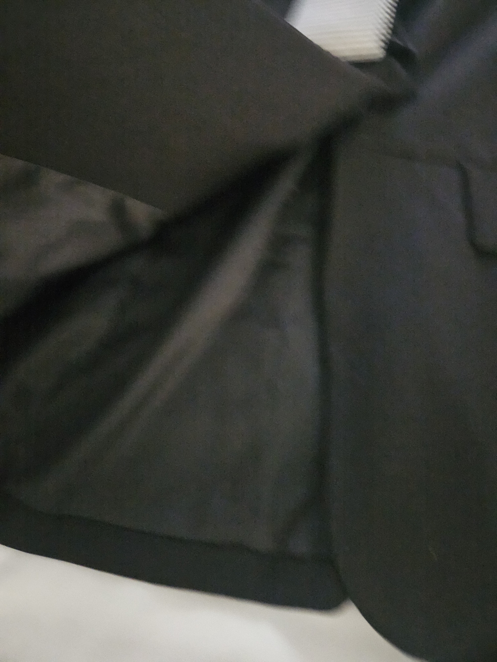 Oversized Single-Button Blazer - Picture 6 of 6